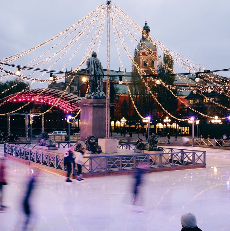 Ice skaters in Kungsträdgården ice rink